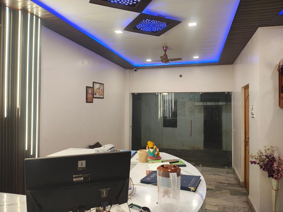 Hotel Sharad Hotel in Varanasi