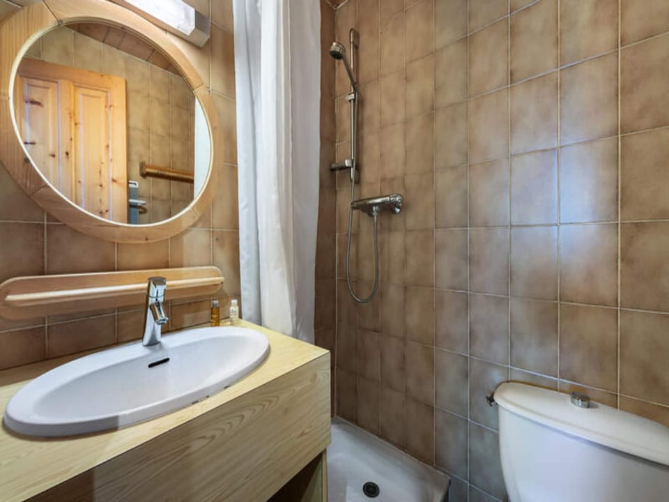 Rooms for 6 People Hotel in Saint-Bon-Tarentaise