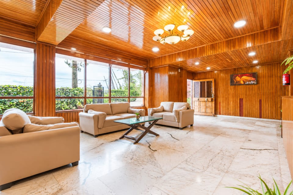 Sparrow Chiminda A-Heritage Hotel Middle Pelling Hotel in India