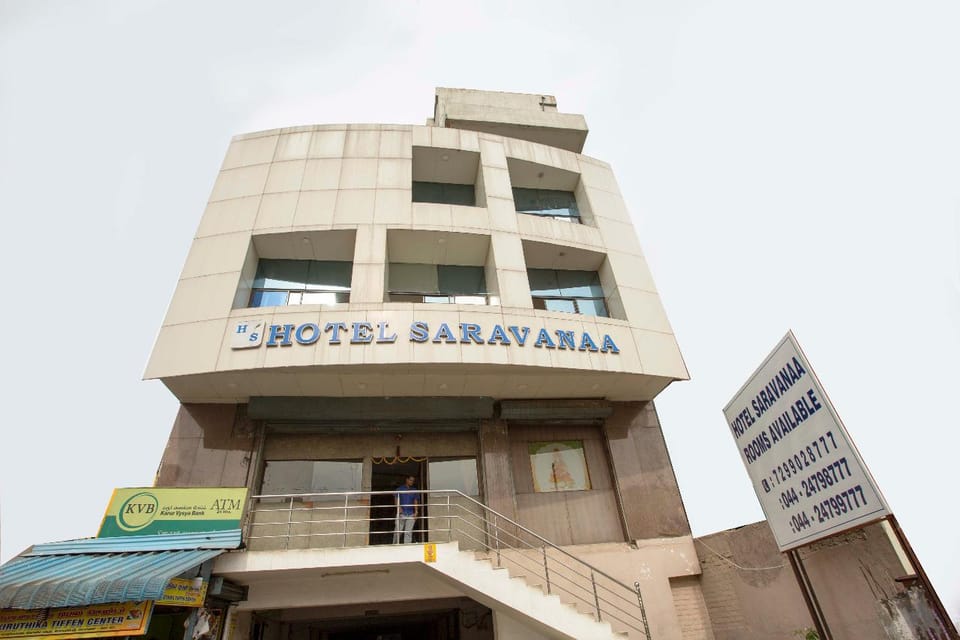 Hotel Saravanaa Lodge in Chennai