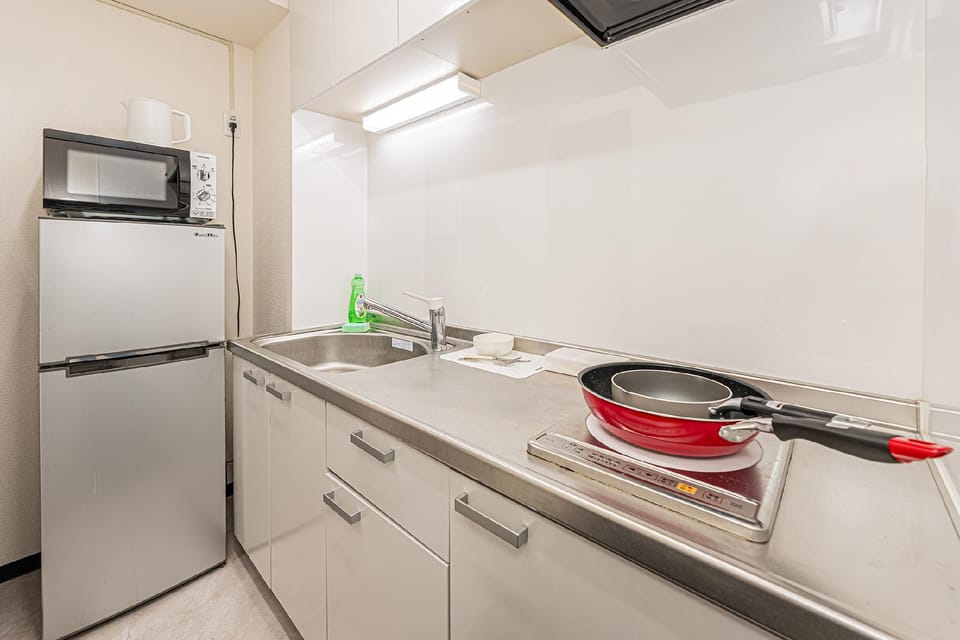 Louis stage showamachi Apartment hotel in Chiba Prefecture