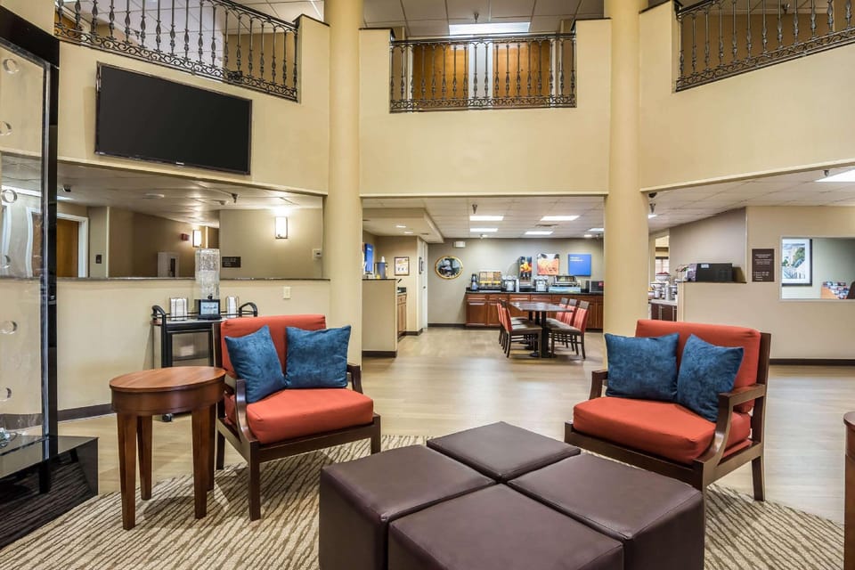 Comfort Inn & Suites Hamilton Place Hotel in Chattanooga