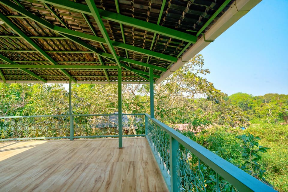 House of Anjuna 3BR Studio with Pool by Homeyhuts Apartment hotel in Baga