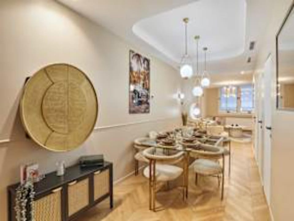 Apartment AC Saint-Germain des Près Rue de Rennes Hotel in Paris