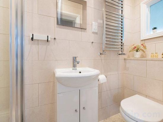 Charming Central London Retreat by Frankie Says Hotel in London Borough of Islington