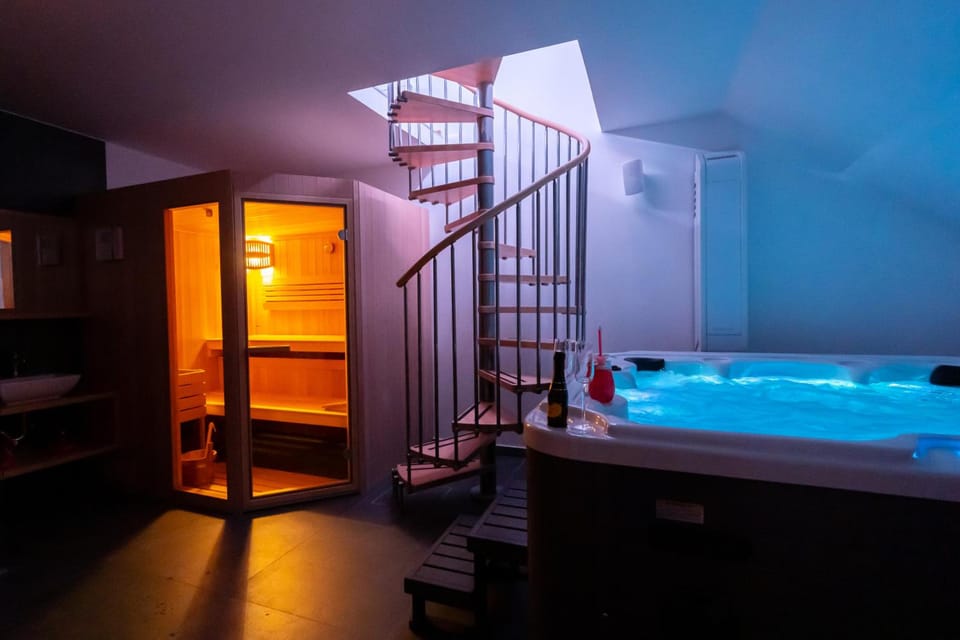 PJ Apartments & Wellness - Hot Tub & Sauna - Free Parking Apartment hotel in Slovenia