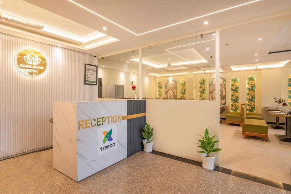 Treebo Royal Divine Hotel in Varanasi
