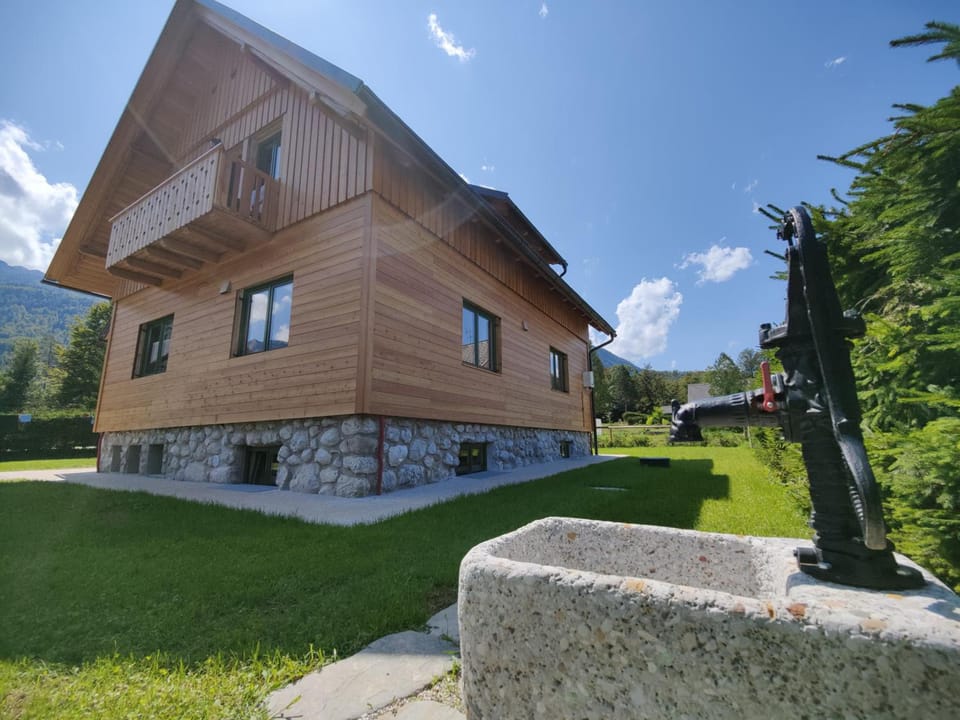 Cottage Suha Chalet in Friuli-Venezia Giulia