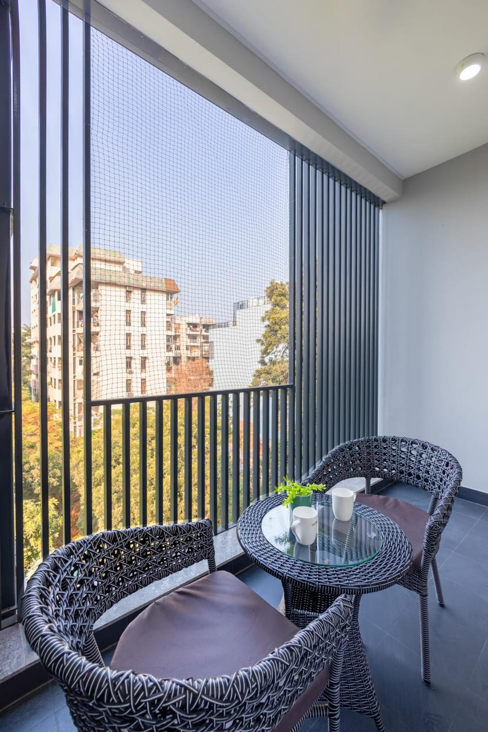 Limewood Signature - Huda City Centre Hotel in Gurugram