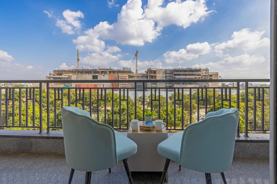 Aurea Avasa Near Medanta Hotel in Gurugram