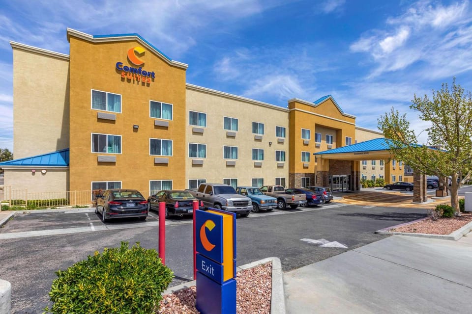 Comfort Suites Victorville-Hesperia Hotel in Victorville