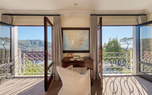 De Tafelberg Guesthouse Hotel in Cape Town