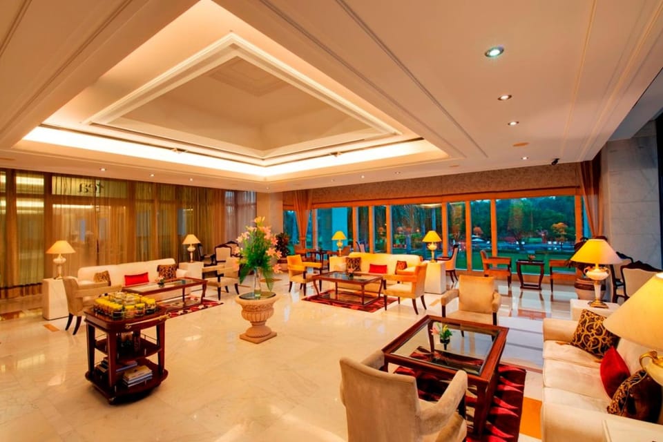 Jaypee Palace Hotel & International Convention Centre Hotel in Agra