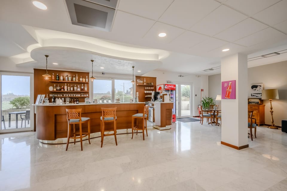 Hotel Nuova Barcaccia Hotel in Peschiera del Garda