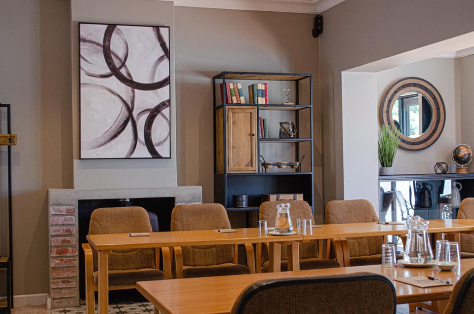 Loerie Guest Lodge Hotel in Western Cape