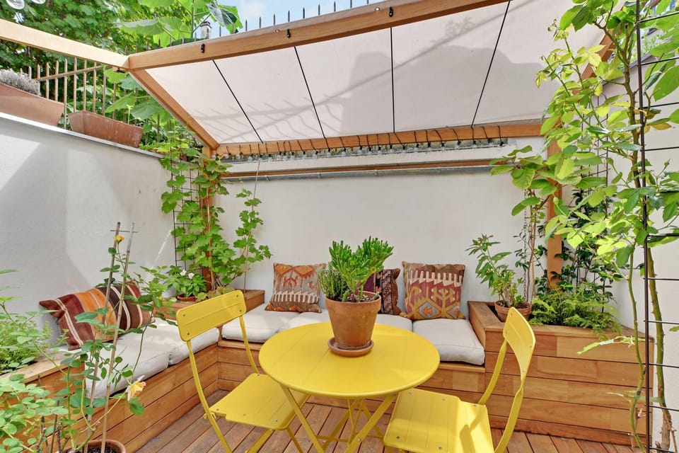 Beautiful Duplex 1BR/2P - Belleville Hotel in Paris