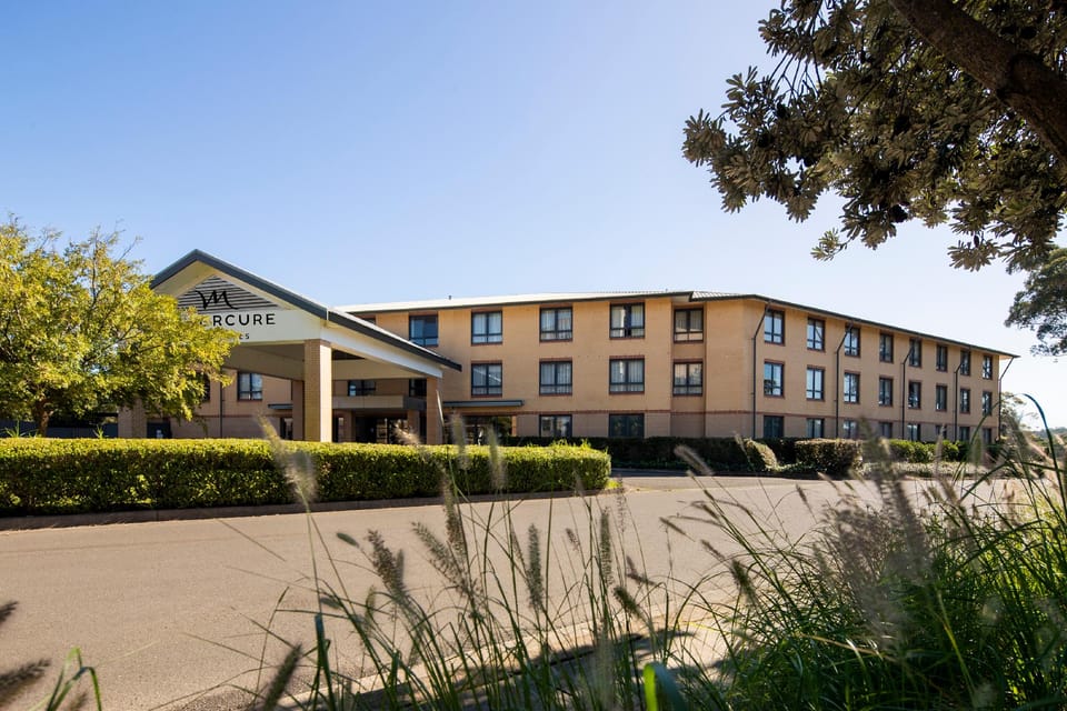 Mercure Sydney Macquarie Park Hotel in Sydney