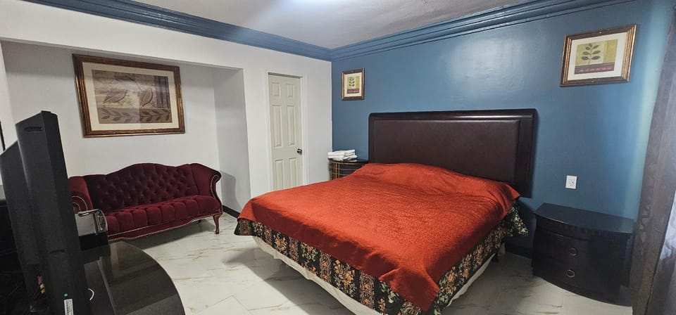 Suite room