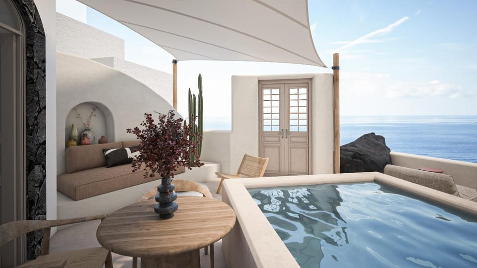 You and Me Suites Oia Hotel in Oia