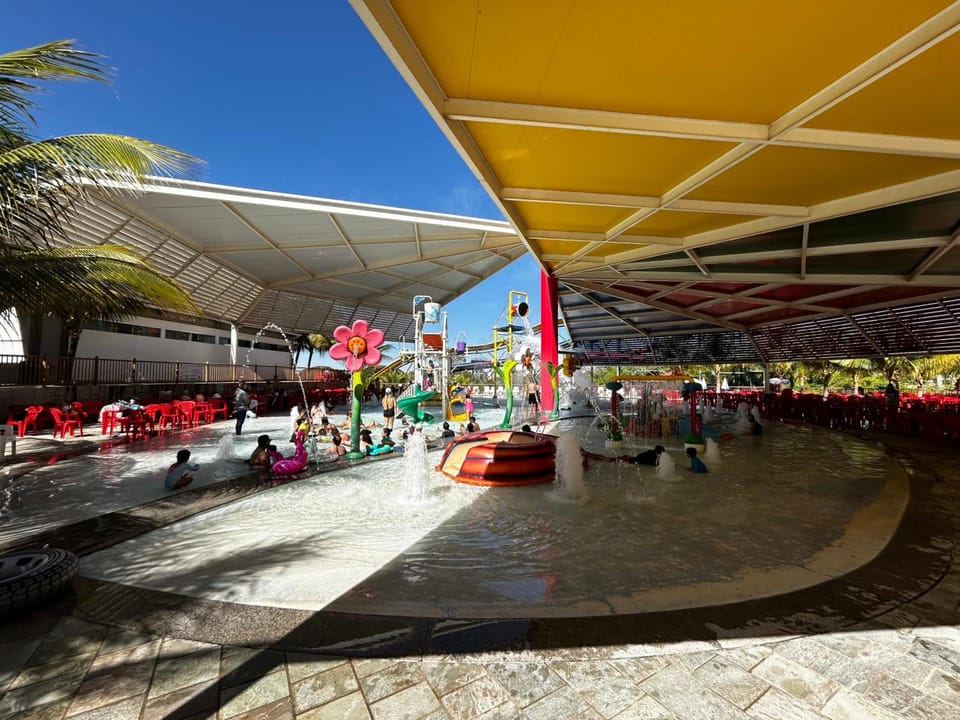 Piazza diRoma Acqua Park e Splash Apartment hotel in State of Goiás