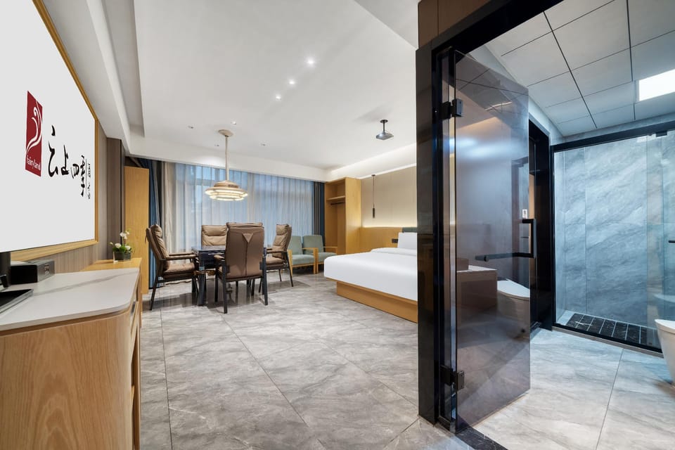 Fairyland - Yiwu Niansanli Aegean Mall Avenue Hotel Hotel in Hangzhou