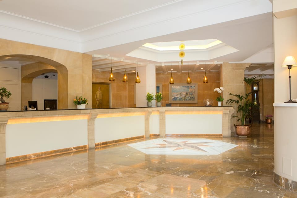 Hotel Castell dels Hams Hotel in Llevant