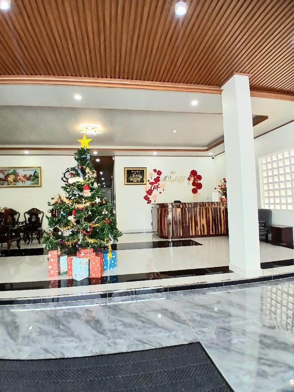 Executive lounge