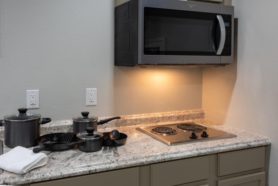 Budget Inn & Suites Baton Rouge Motel in Baton Rouge