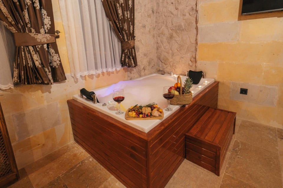 Hot tub