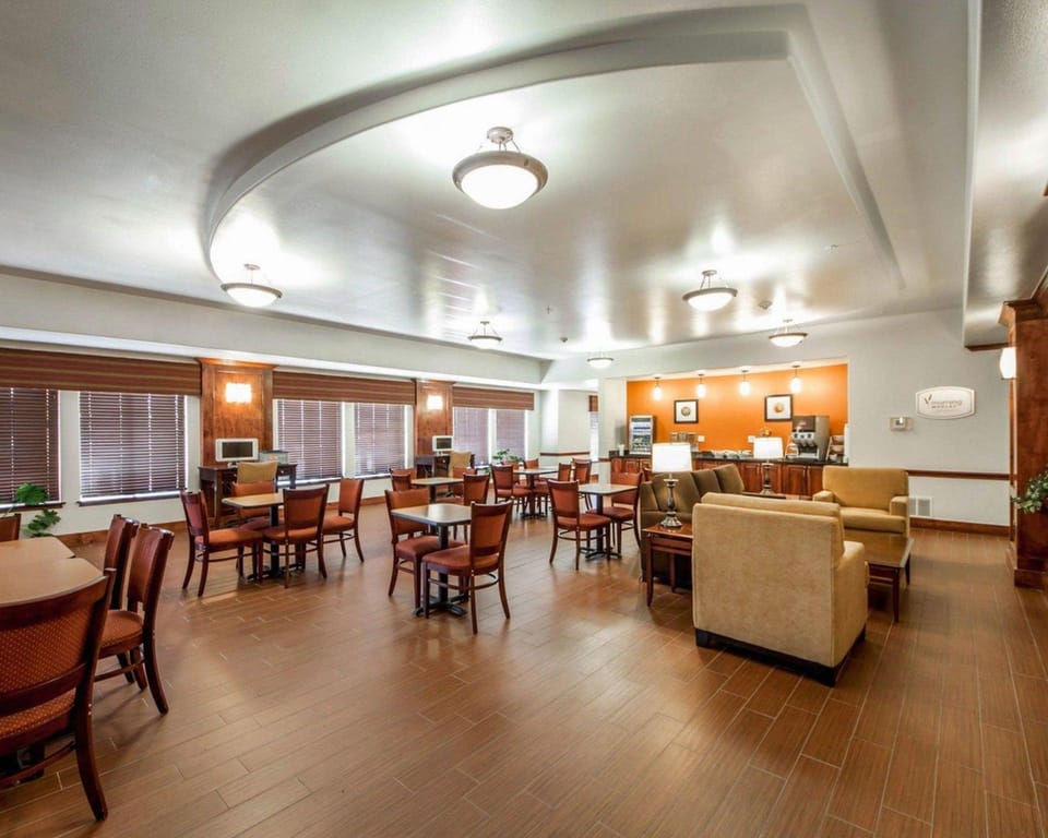 Ramada by Wyndham Tulsa Broken Arrow Hotel in Broken Arrow