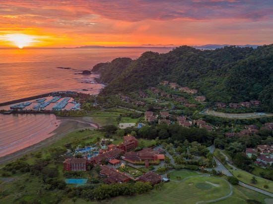 Veranda 4F 2 bdr Garden View in Los Suenos Hotel in Herradura