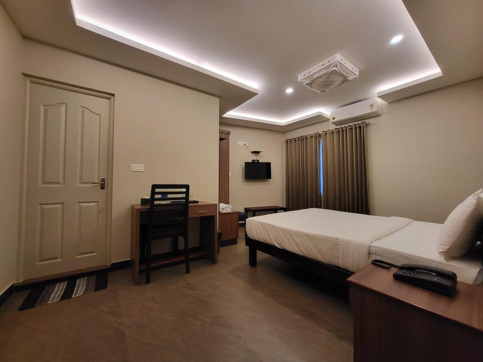 HOTEL GRAND VISTA Hotel in Kochi