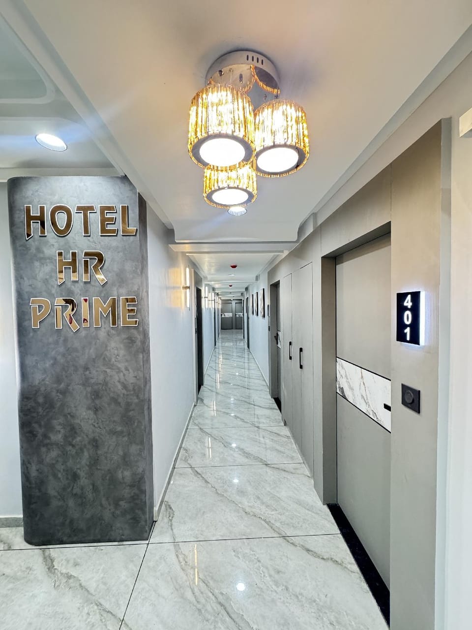 Hotel HR Prime Hotel in Ahmedabad