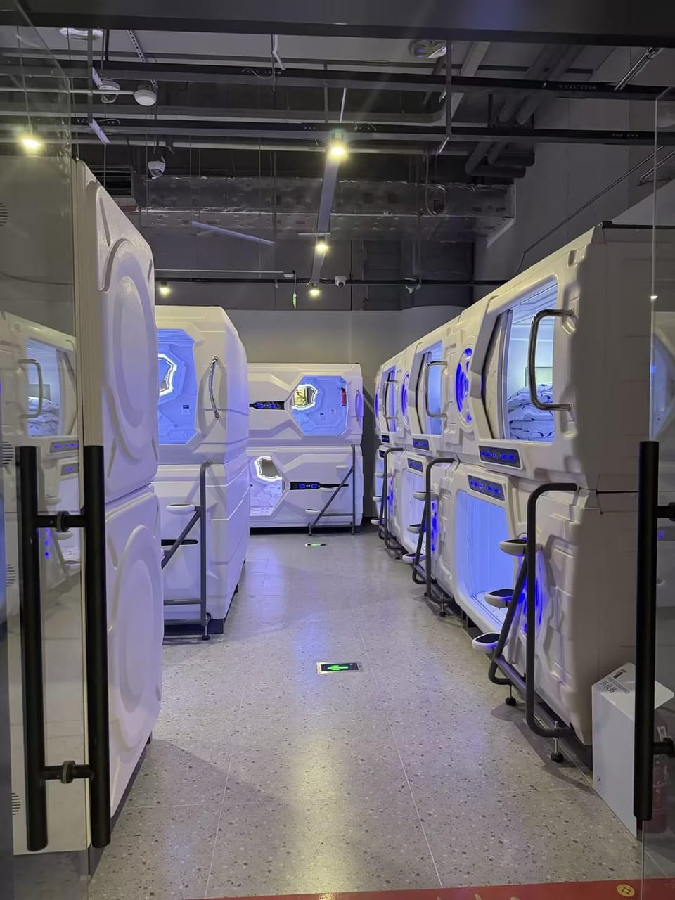 西安咸阳机场T5航站楼眯一会（Take a nap) Capsule hotel in Xian
