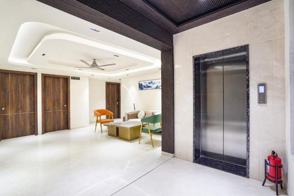 Raayara Suites Hotel in Bengaluru