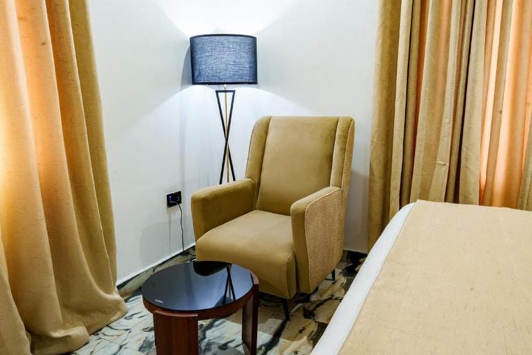 ROSTON HOTELS LIMITED Hotel in Nigeria