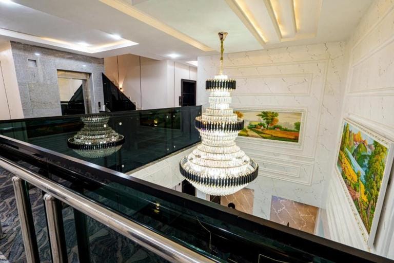 ROSTON HOTELS LIMITED Hotel in Nigeria