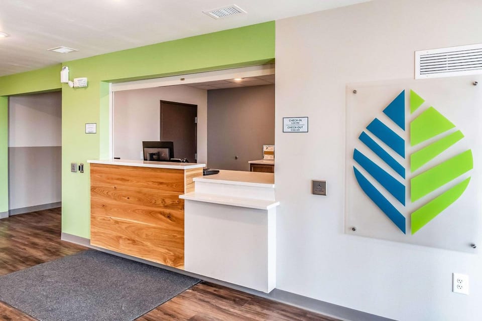 WoodSpring Suites Indianapolis Zionsville Hotel in Indiana
