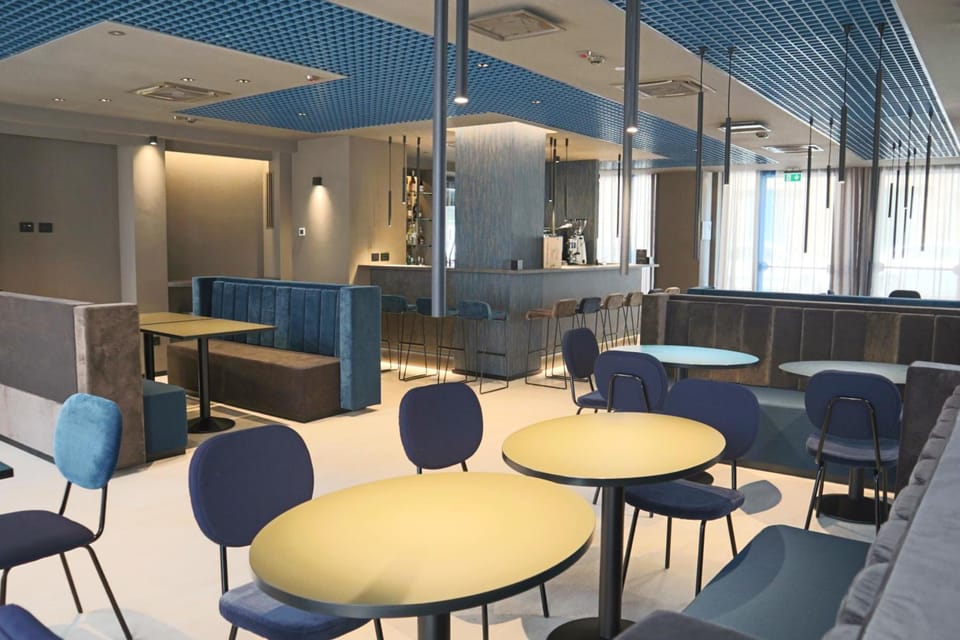 Bar/lounge