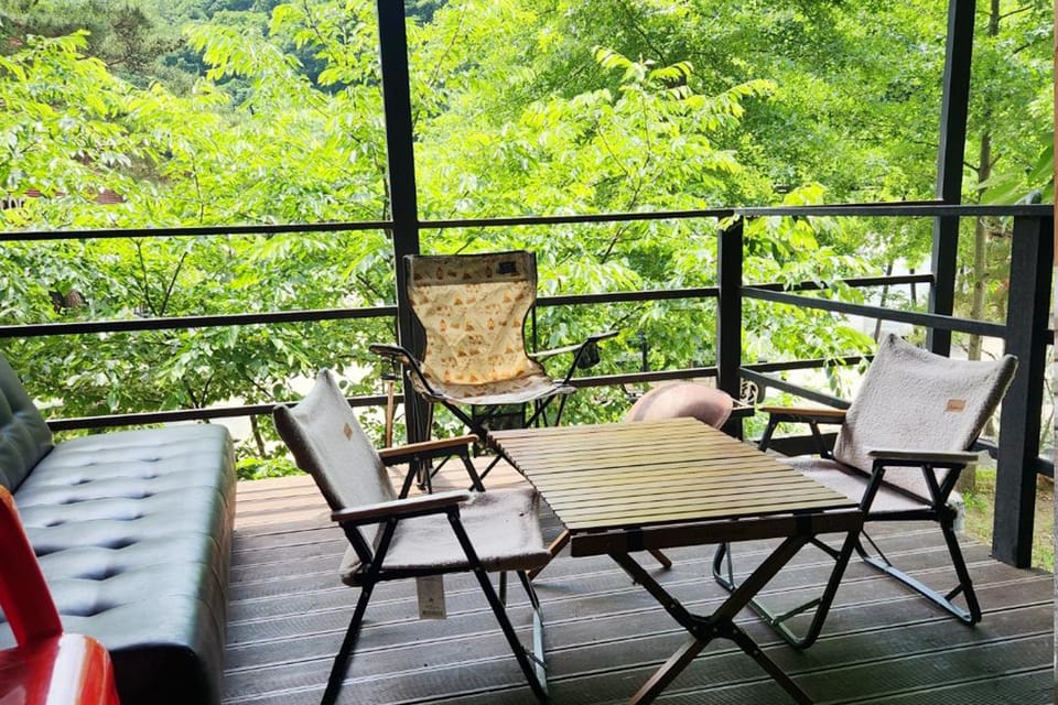 Coco Vivaldi Glamping Caravan Auto Camping Hotel in Gyeonggi-do