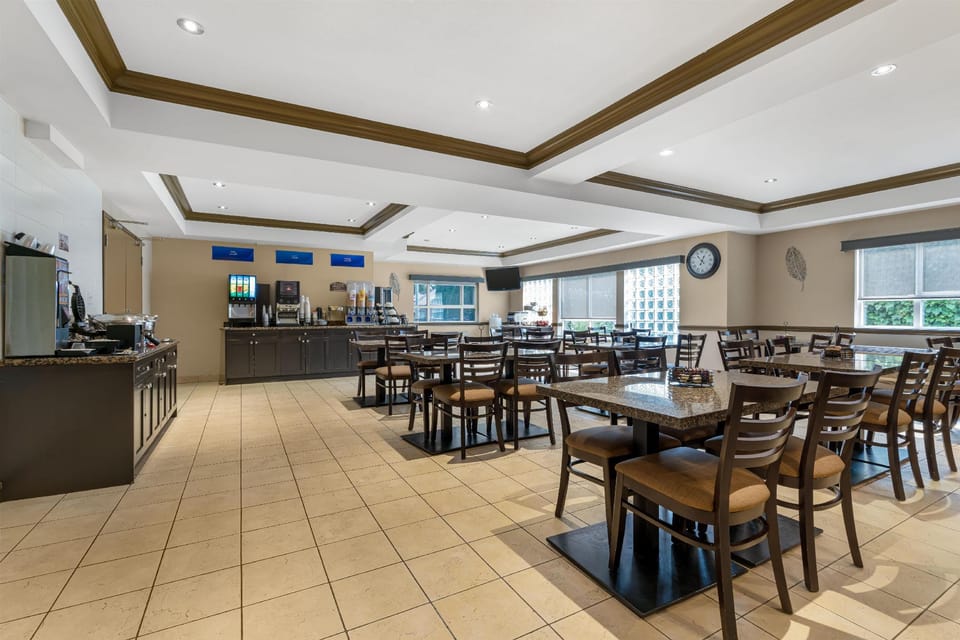 Best Western King George Inn & Suites Hotel in Surrey