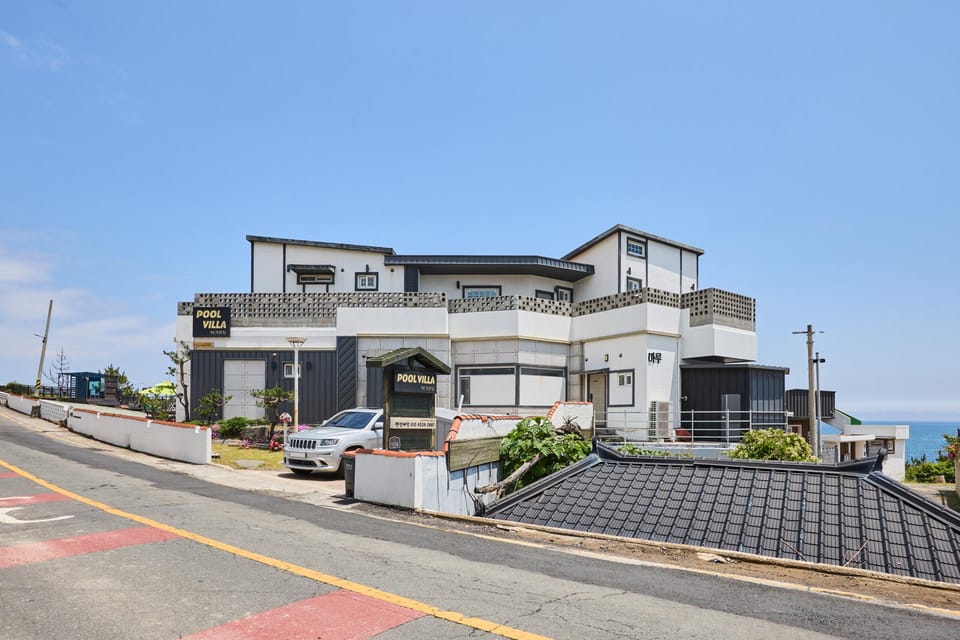 Pohang Pool Villa Maru Hotel in South Korea