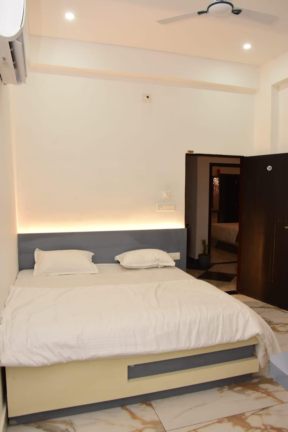 Maa Karni Darbar  Hotel in Punjab