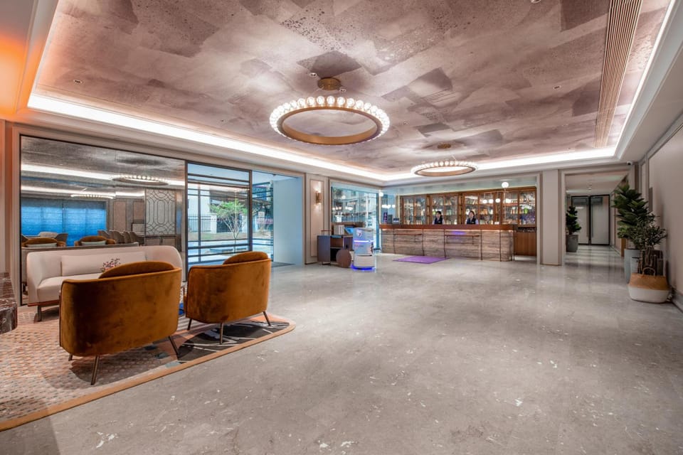 Mercure Chongqing Times Paradise Walk Hotel in China