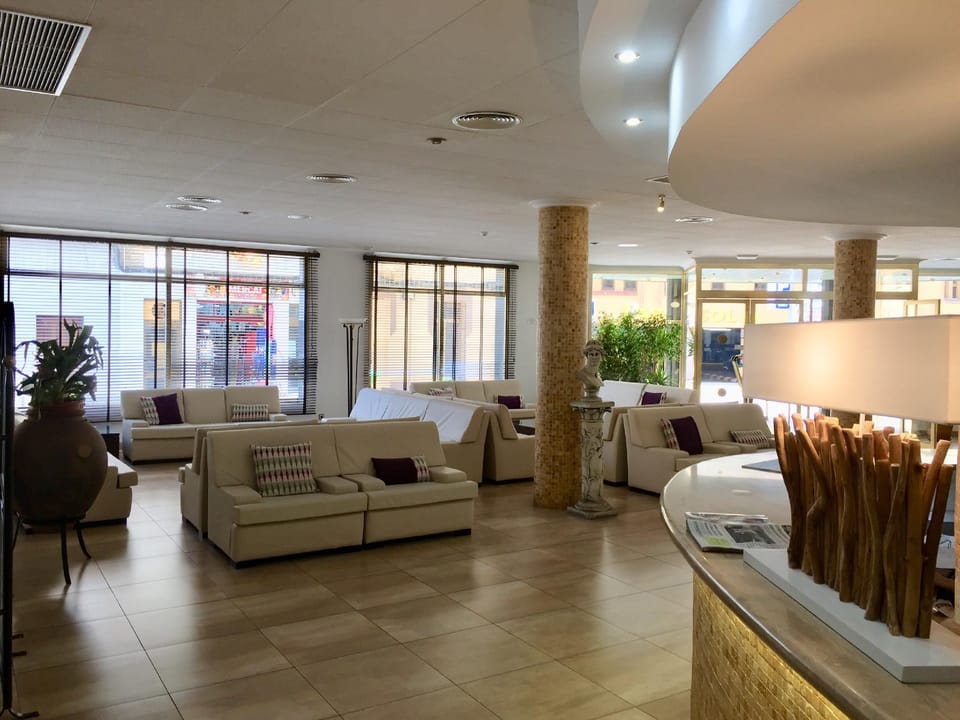 Aparthotel Miami Park Apartment hotel in Calella