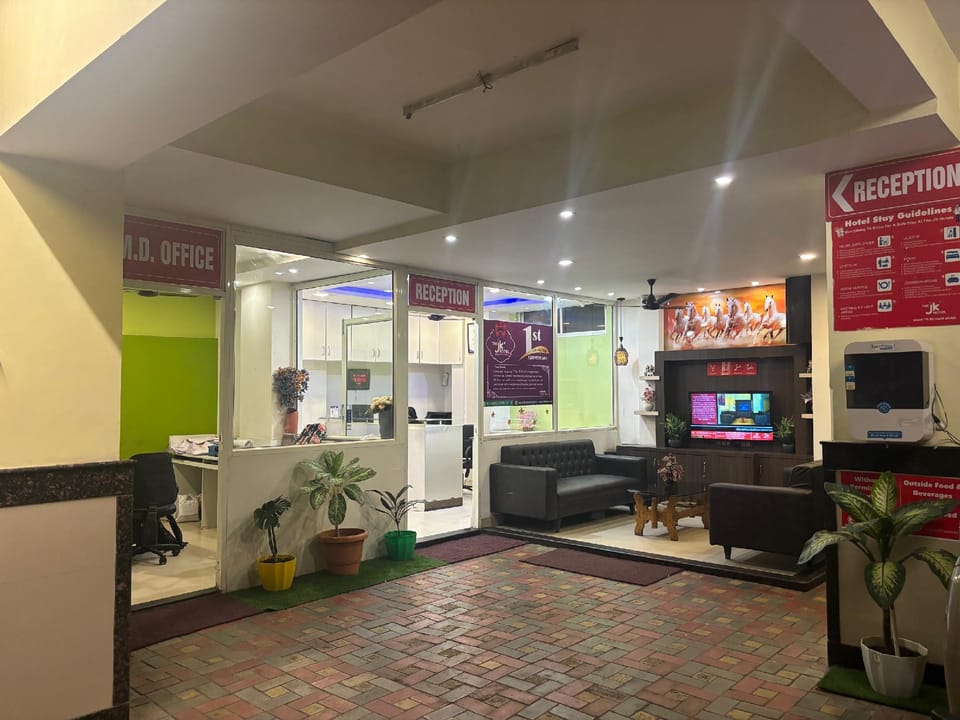 The JK Hotel - Opp. Railway Station Hotel in Maharashtra