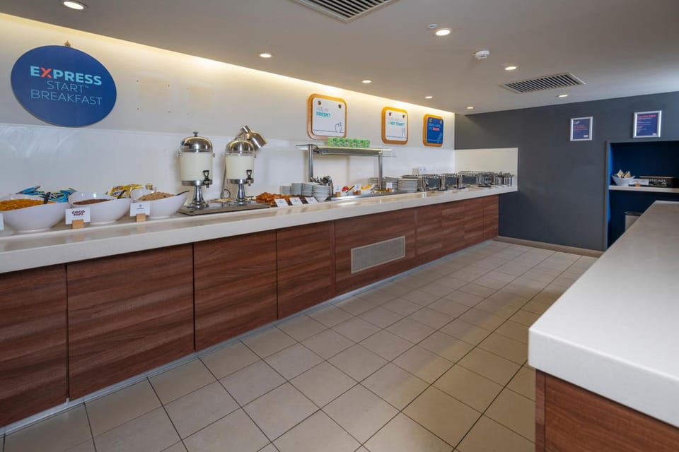 Holiday Inn Express Exeter East By IHG Hotel in Exeter