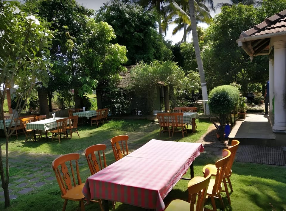 Hotel Breezeland Hotel in Kerala