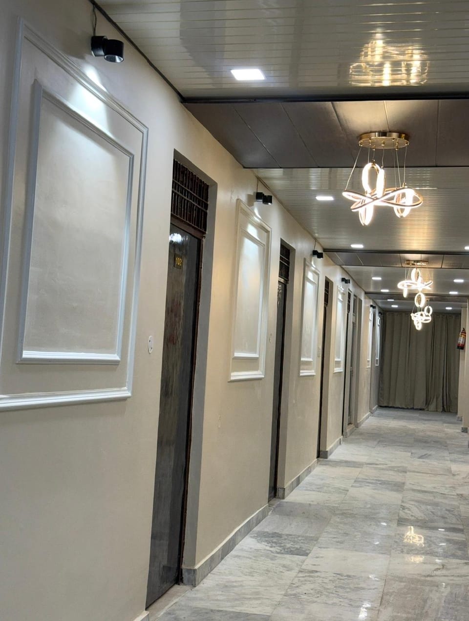 President Hotel Hotel in Uttar Pradesh