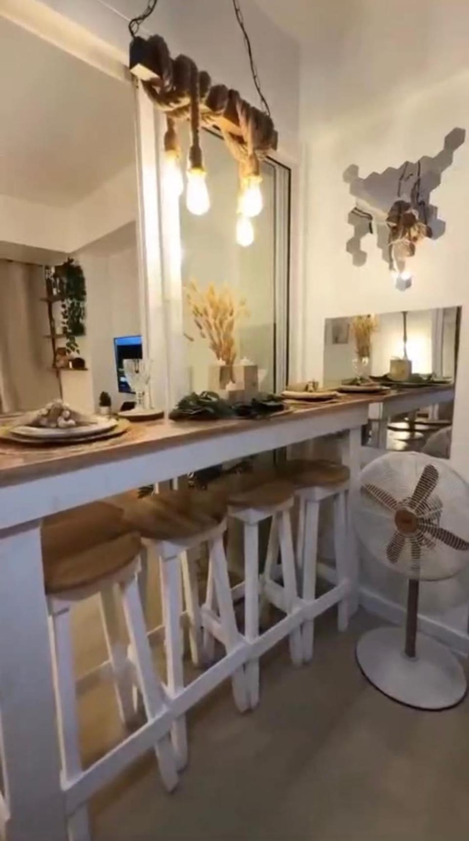 Azure SYM Staycation  Hotel in Paranaque
